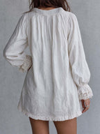 Retro-Inspired Zip-Up Collar White Mini Dress with Lace Trim