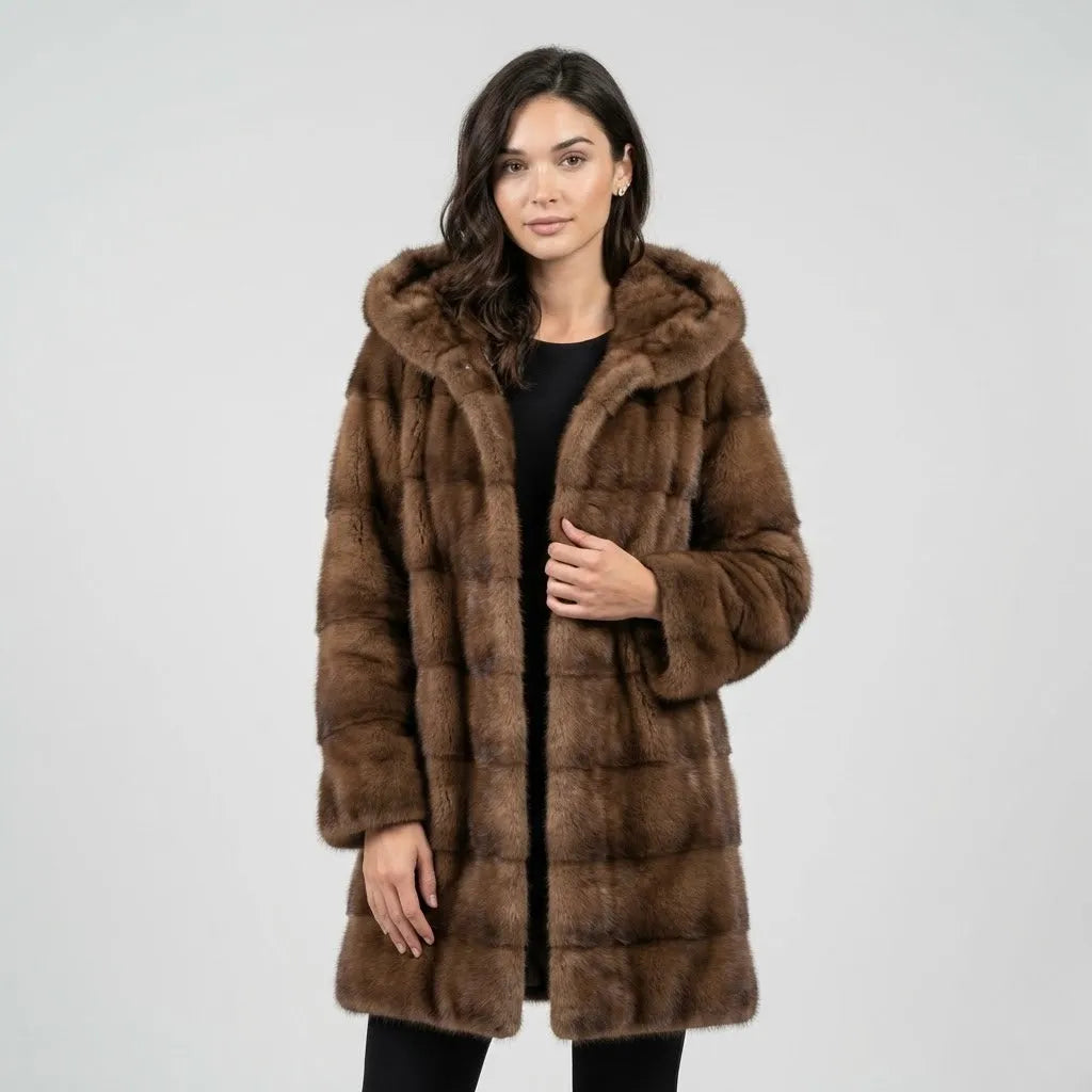 Μακρύ oversized παλτό από συνθετική γούνα με κουκούλα