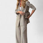 Carlota - Elegant Style