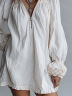 Retro-Inspired Zip-Up Collar White Mini Dress with Lace Trim