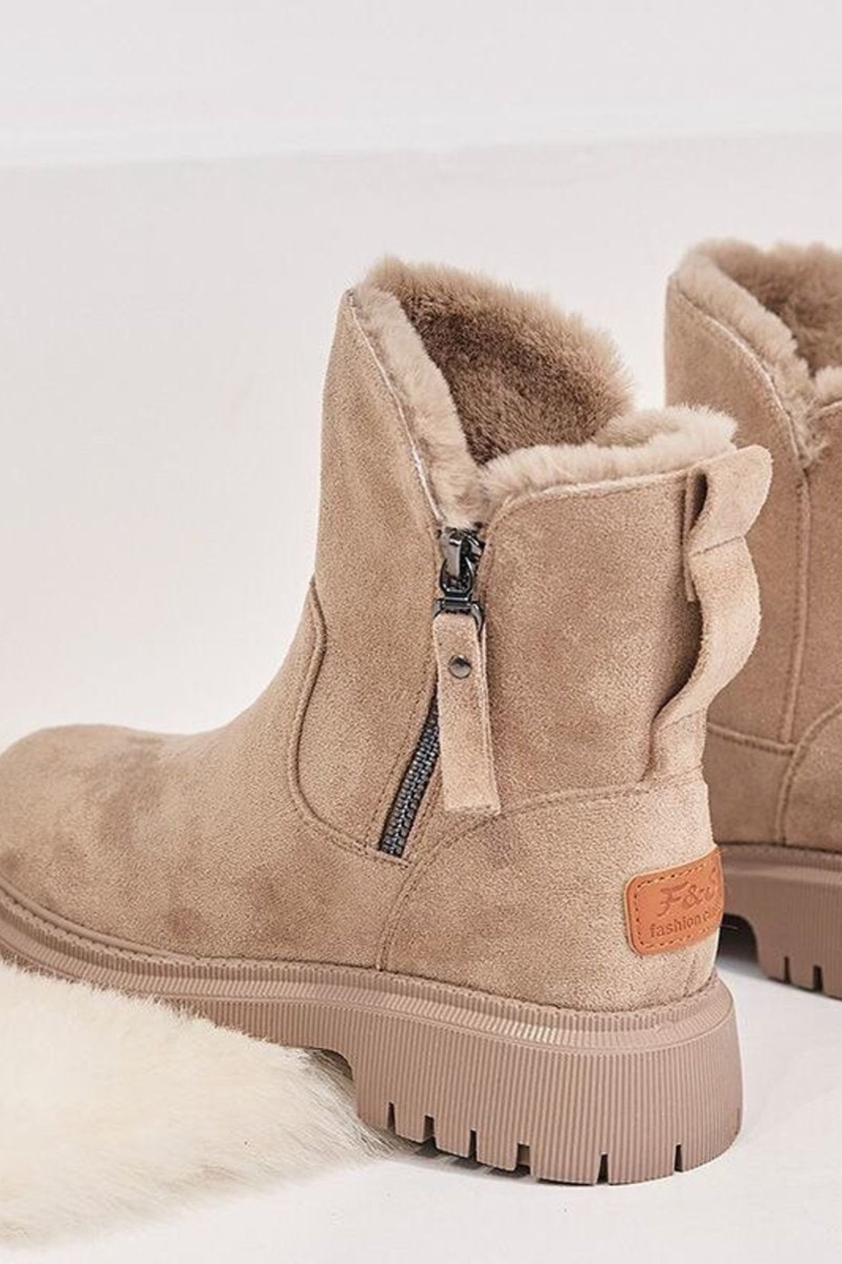 Χειμερινά ankle boots με ψηλή πλατφόρμα